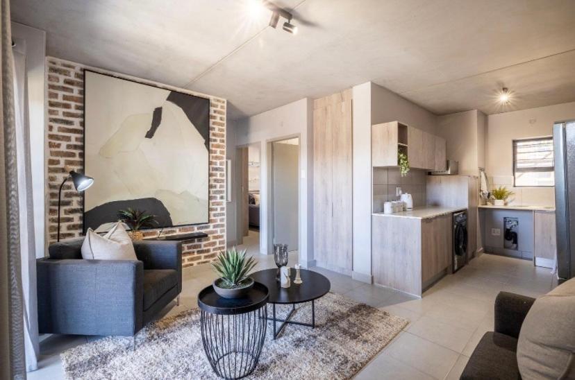 Elegant escape in Randburg, Farmall