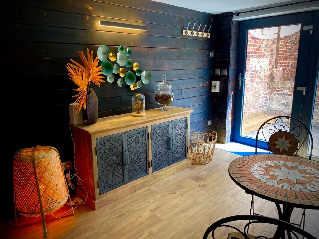 La Parenthèse, Compiègne