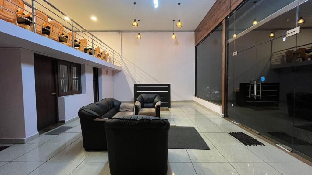 Clouds Berry, Kodaikānāl