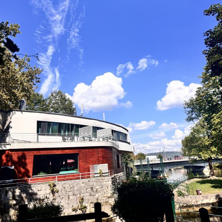 Hotel Paviljon - 1
