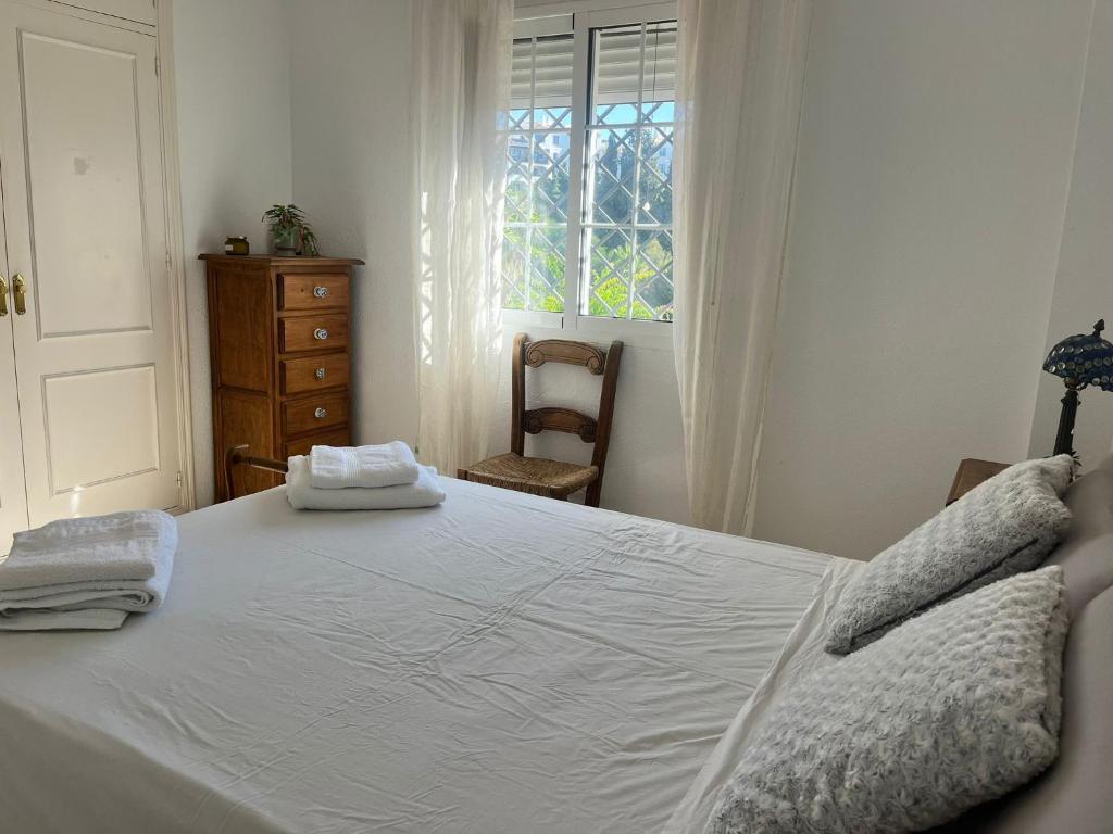 Beautiful apartment in Calahonda beach - 5