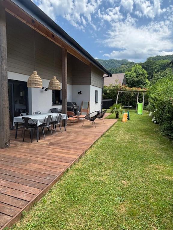 Duingt, maison 165m2, jardin 8pers - 5