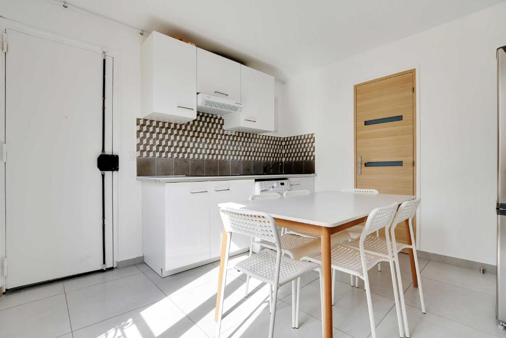 Authentic apartment - 1BR 5P - La Villette - 3