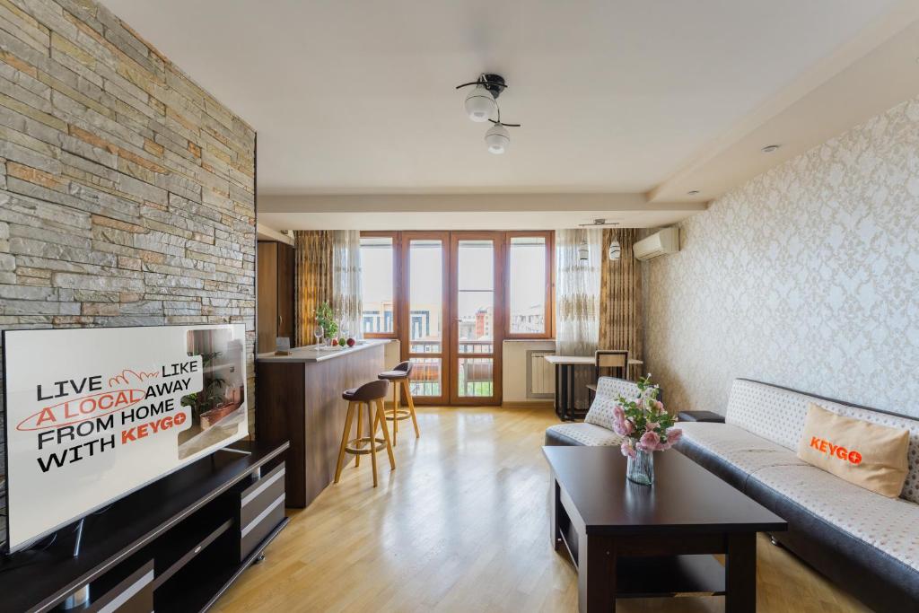 Apartment KeyGo #0055 is located next to Republic Square, Jerevan