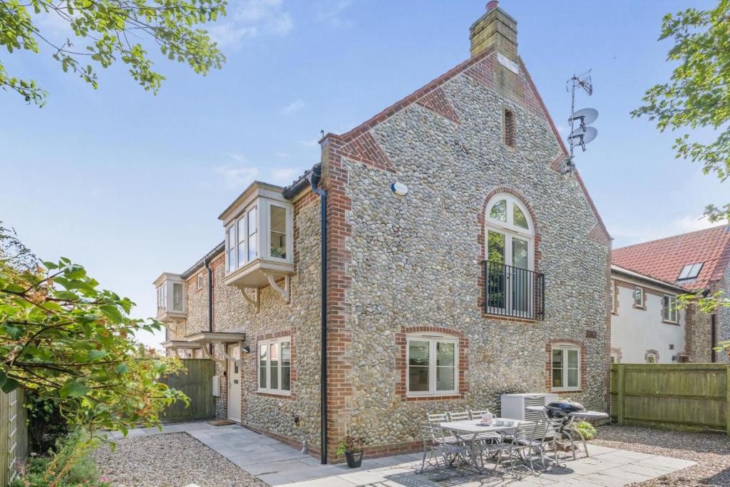 2 Bed in Langham oc-l33117, Langham