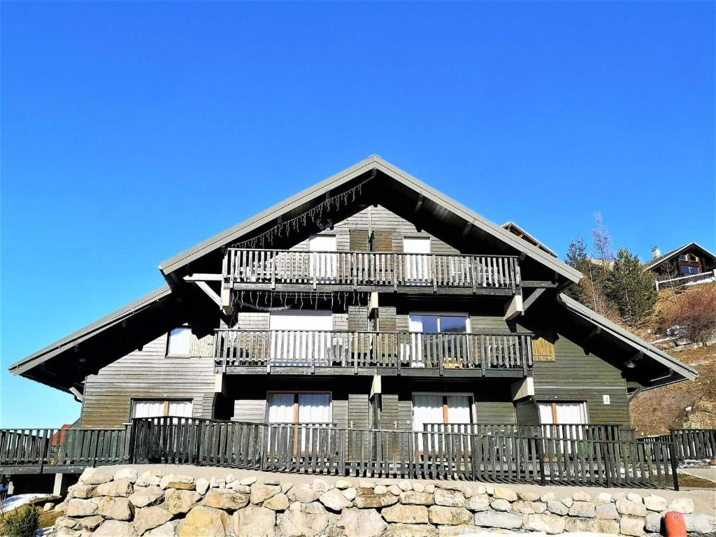 Les Chalets d'Aurouze, La joue du loup - 3
