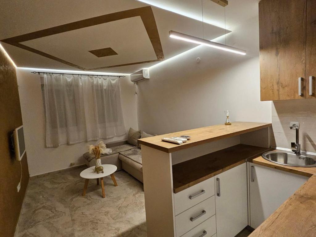 Stan na dan Zvezdara - 4