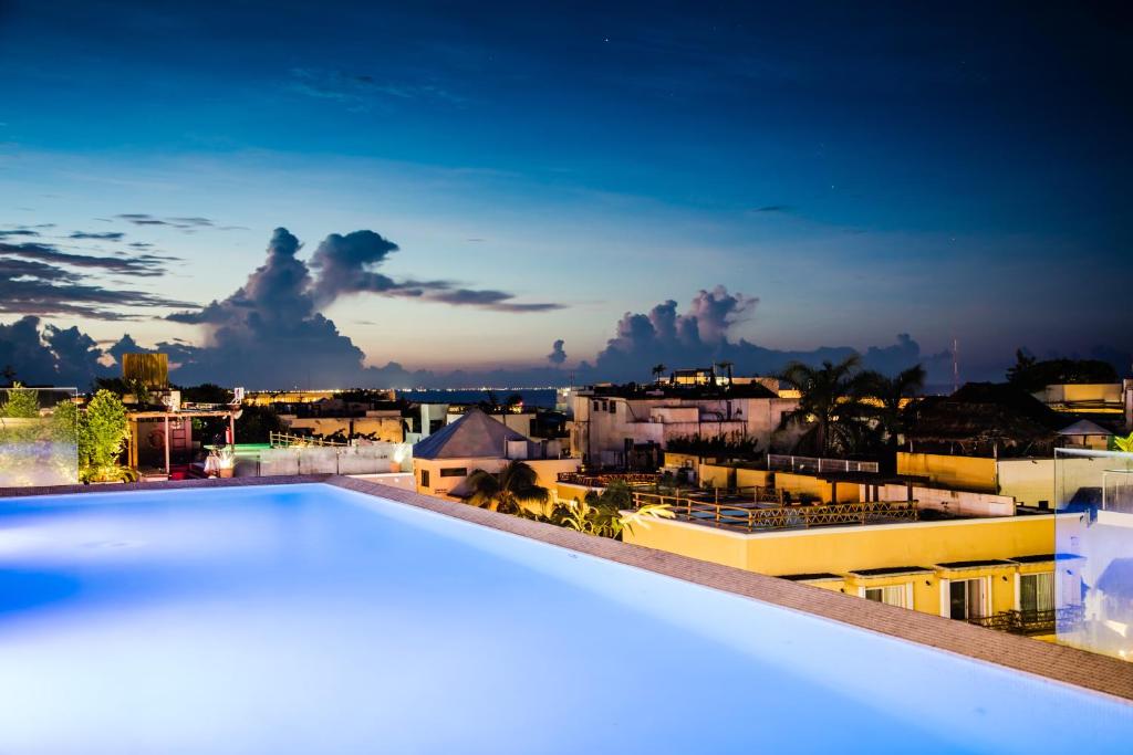 Fiesta Inn Playa del Carmen - 2