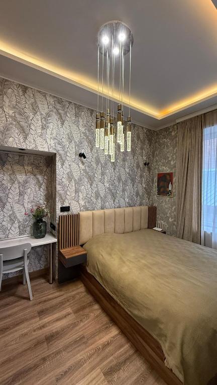 Elegant & Cozy Flat Near Metro, Central Location, Tbilisi