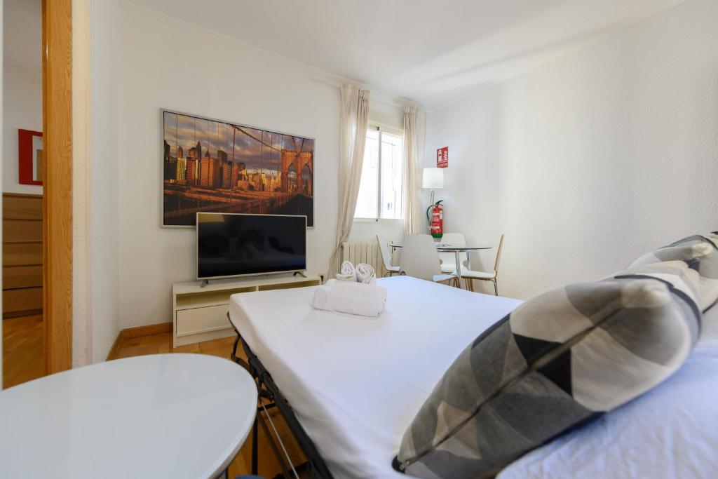 For You Rentals reina sofia apartment TEMPORAL DFO214 - 4