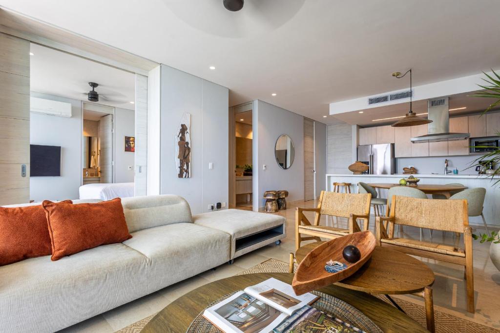 4BR Seaview Apartment at Calablanca D5 - 4