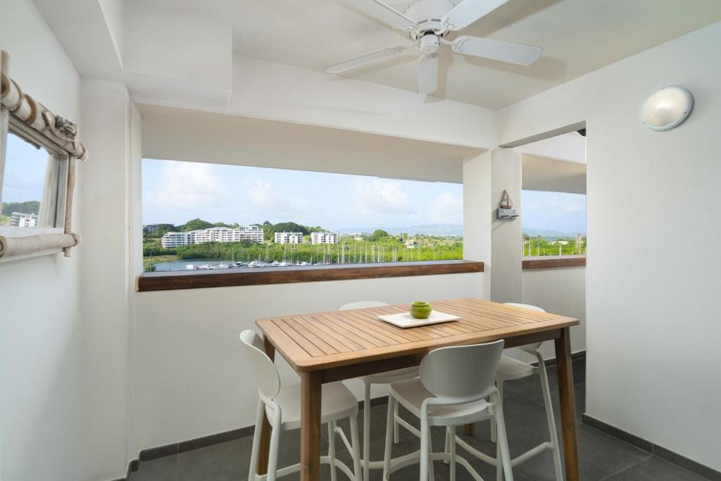 Horizon Secret Apartment, with pool, Fort-de-France