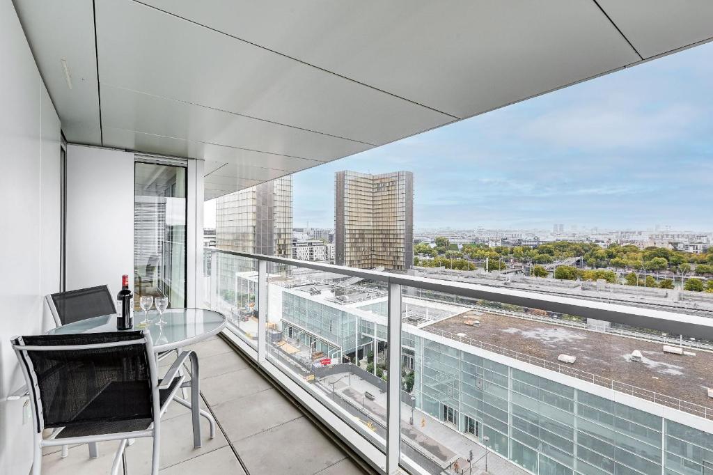 Suite Mitterand, Penthouse Parisien avec balcon - 2