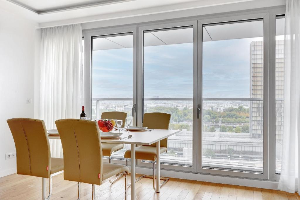Suite Mitterand, Penthouse Parisien avec balcon - 4