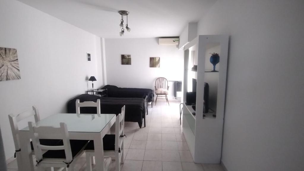 Monoambiente Almagro zona Hosp Italiano AlquilerEnBaires - 1