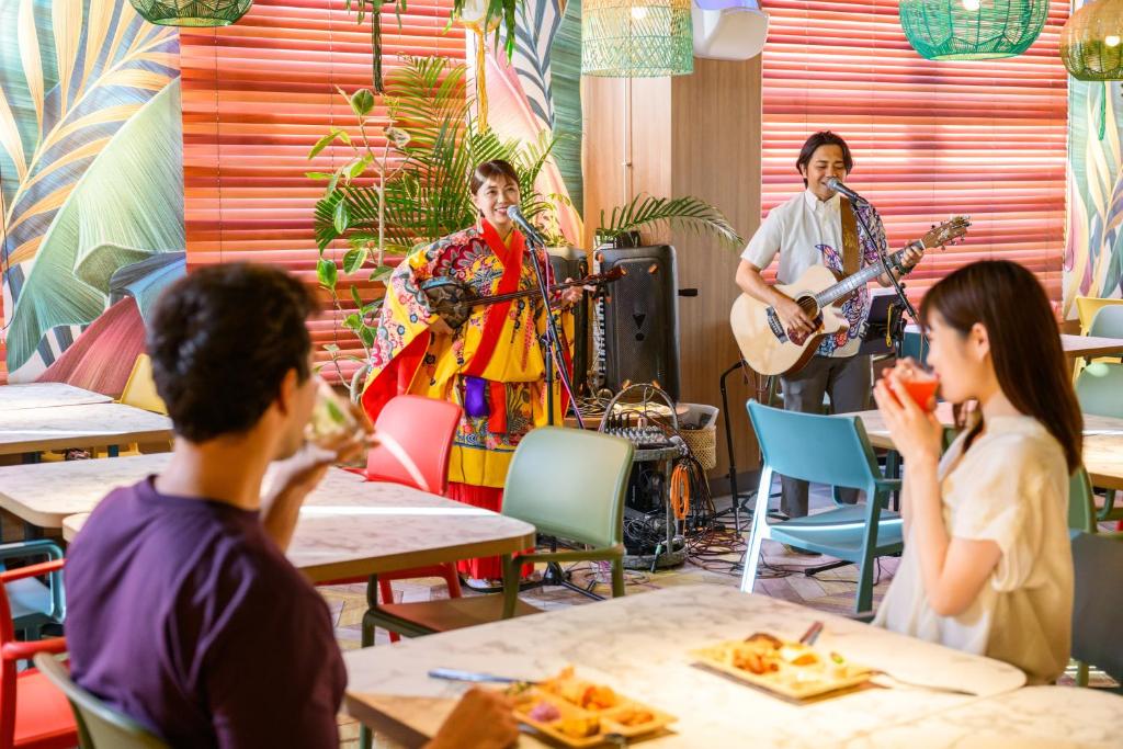 Essen und Erfrischungen