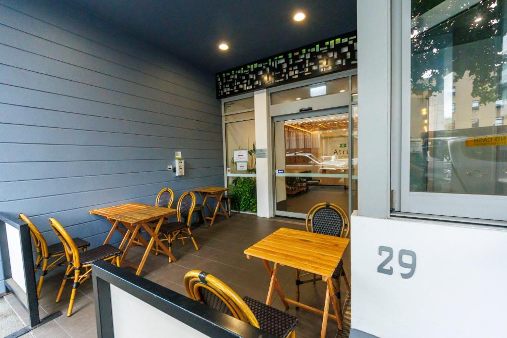 阿特里奧公寓 (Atrio Apartments)