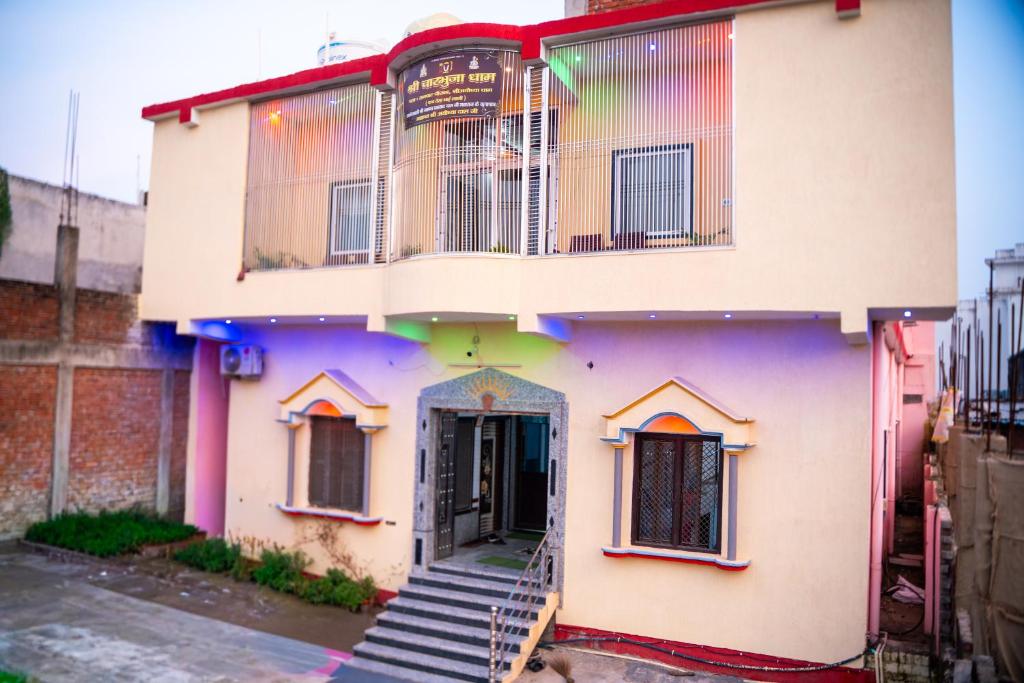 Omji Char Bhuja Dham Ashram - 2km from Ram Temple, Ayodhya