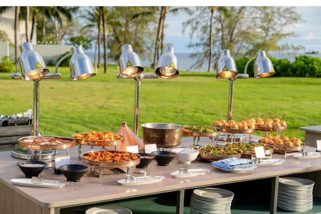 Sheraton Phu Quoc Long Beach Resort: Vị trí, tiện ích, review, giá bán và kinh nghiệm đặt phòng