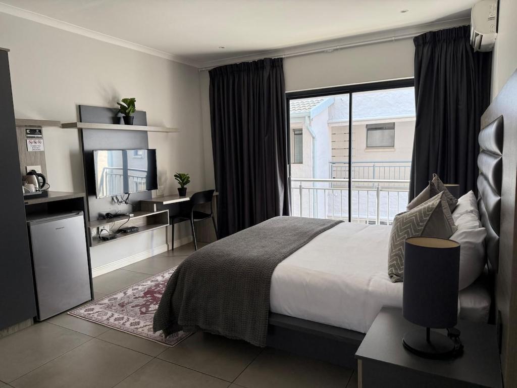 Sandton Guest Room at Middle, Johannesburg