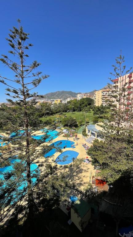 Costasol Jupiter 422 , piscinas abiertas todo el año, Recp 24 horas - 1