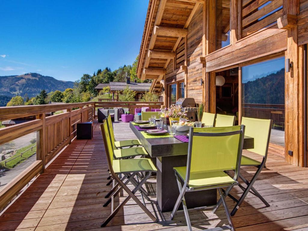 Chalet 5★, 9 pers., spa, cinéma, 4 chambres, navette 300 m - FR-1-304-310 - 5