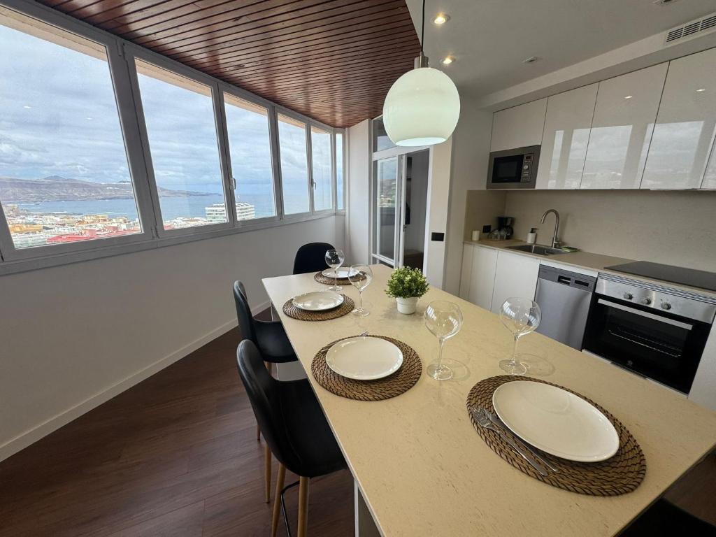 Apartamento con vistas al mar piso 16 y a 5 min de la playa de Las Canteras CASA CARMELA - 5
