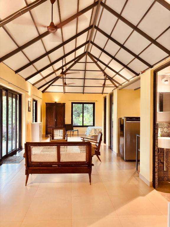 The Lookout, Hilltop Cottage, Curtorim