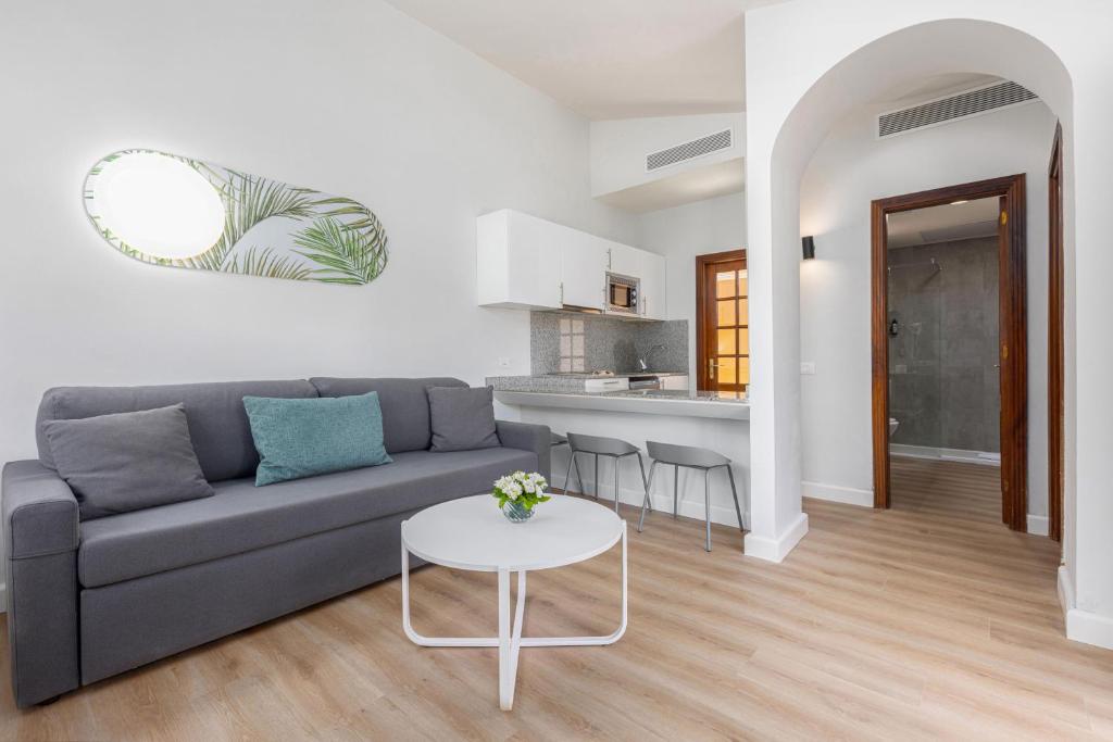 Maspalomas Resort by Dunas — Hotel rooms in Maspalomas, Canary Islands