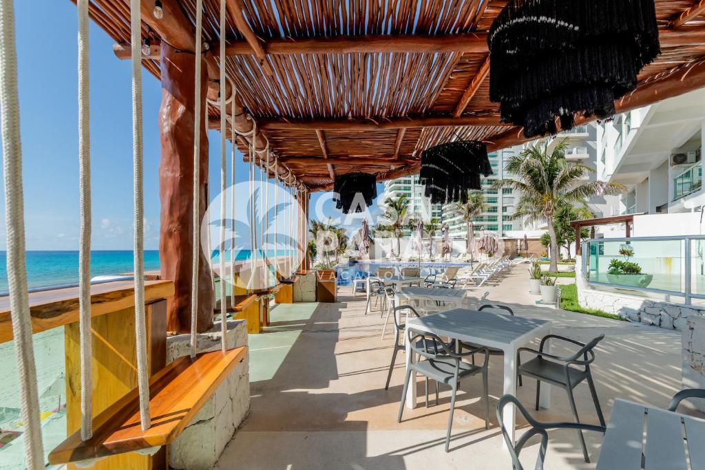 *TURQUOISE ESCAPE- Beachfront Studio by Casa Paraiso* - 4