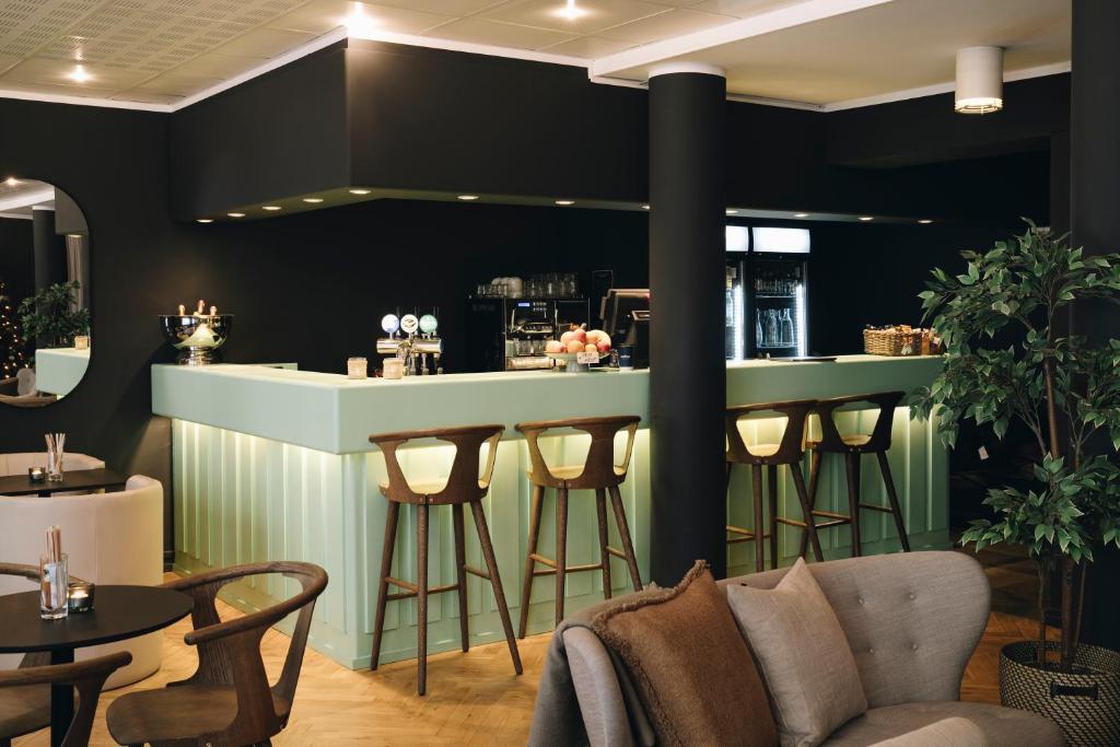 Bar/lounge