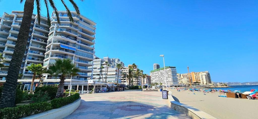 Oceana Bike & Beach Apartment - Sea Views and Spa Calpe - 3