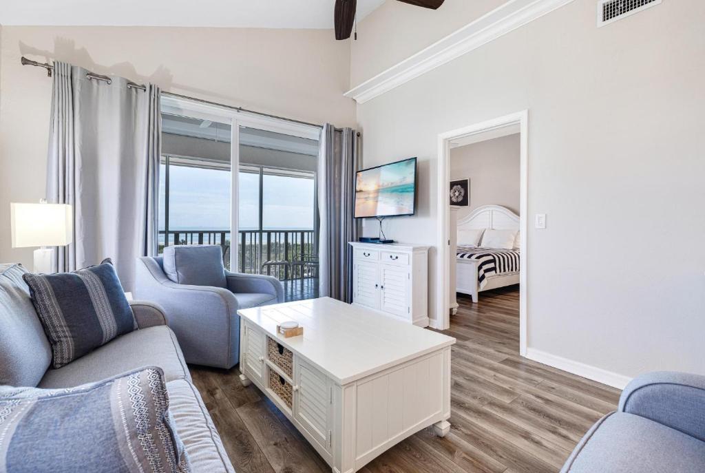 Shell Island Beach Club 7C, Sanibel, FL from $57pp - Book Now