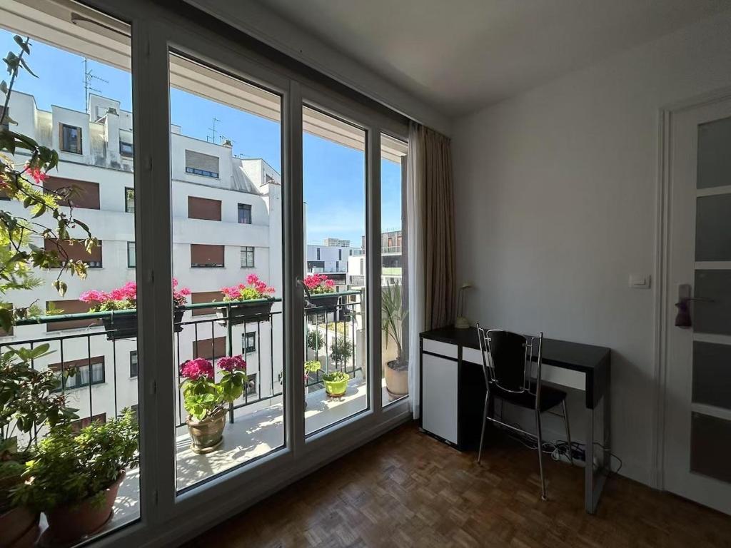 Vue sur la tour Eiffel, agréable appartement T2 - 3