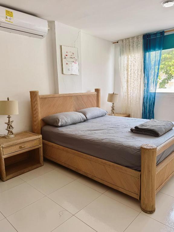 Walking distance to the beach, restaurants, and shops - 2