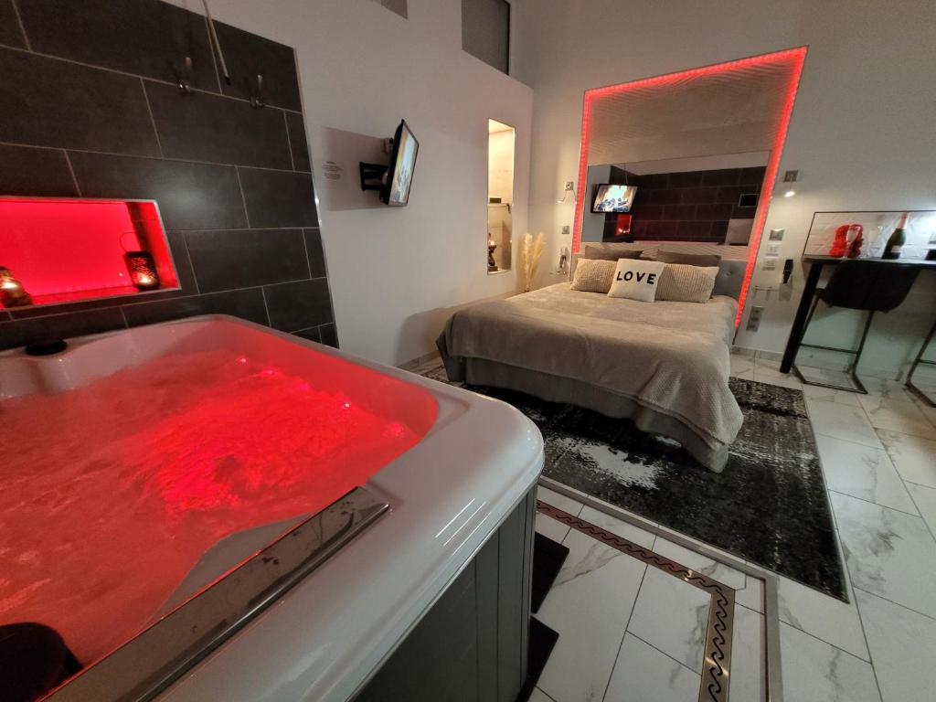 Secret Love Jacuzzi ou Midnight Spa - 1