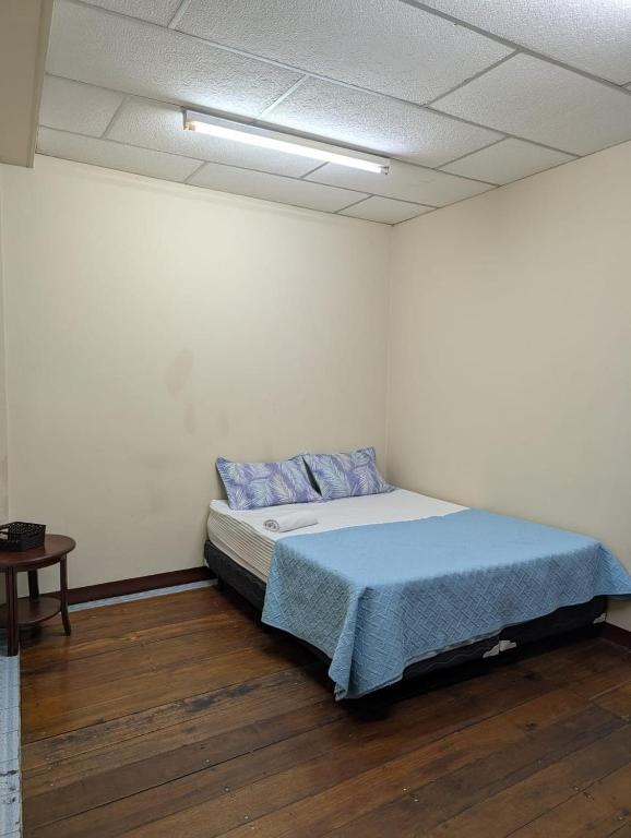 Suite Práctica de Dos Ambientes Cocina y Sofá Cama - 3