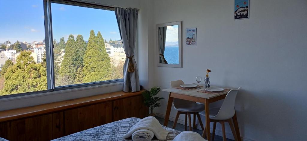 Centro cívico a 100 metros de distancia - 4