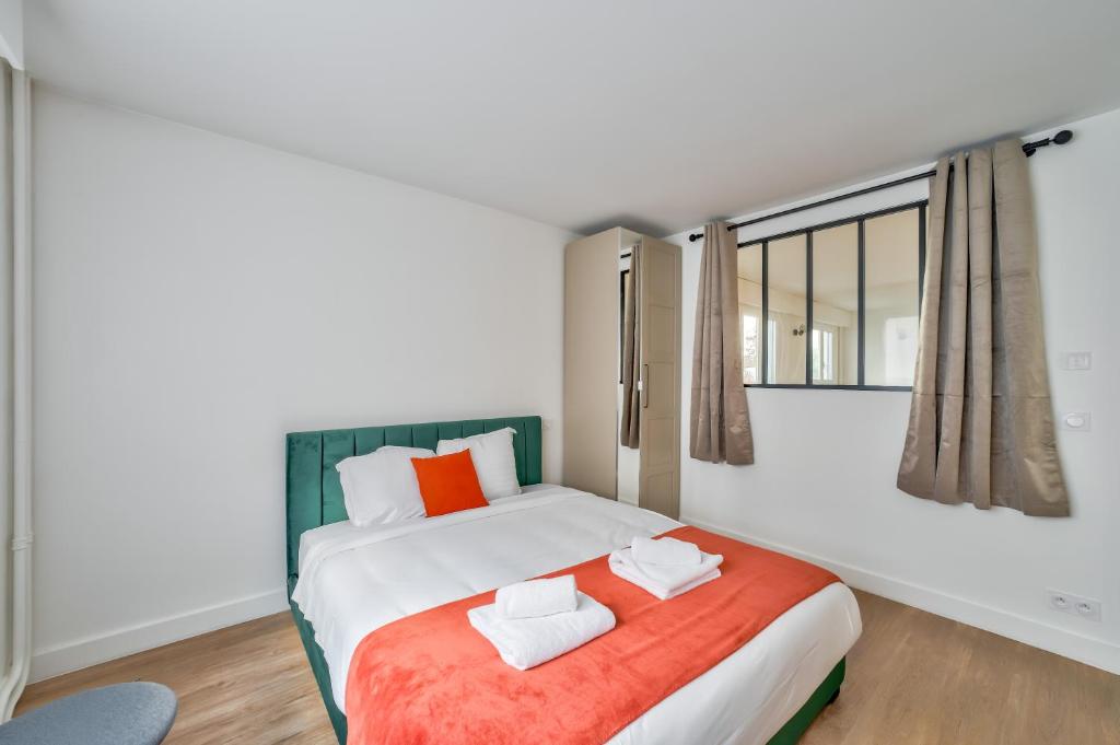 Spacious & Bright 2BR Apartment - Heart of 15th - 5