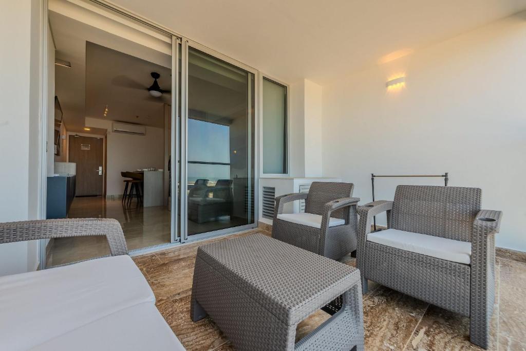 Cartagena Beach Resort 1006 - 2