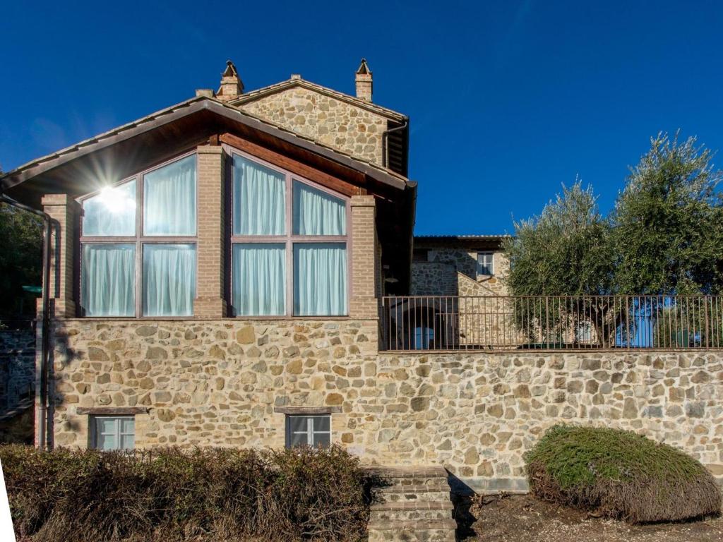 Apartment with terrace in Assisi - 1