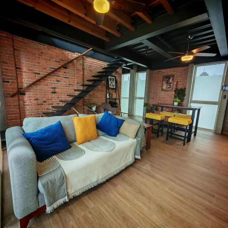 Brick Box Loft con Balcon, Hércules