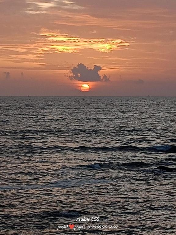 G naik part 2, Arambol