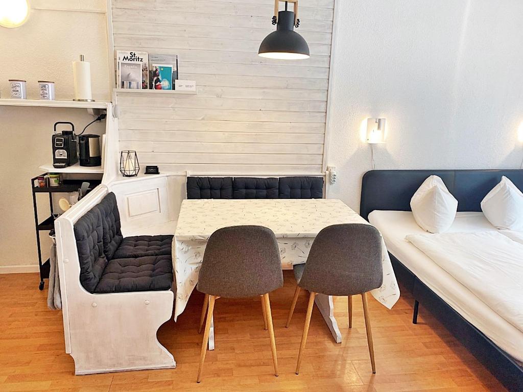 Gemütlich-zentral, 30m2, mit Parkplatz - A212, Svatý Mořic