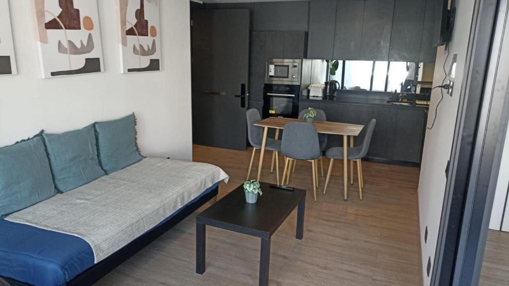 Exclusive Fully Equipped Apartment in Las Condes - 3