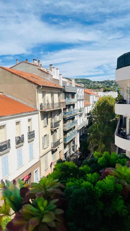 Ciel de Cannes - 2