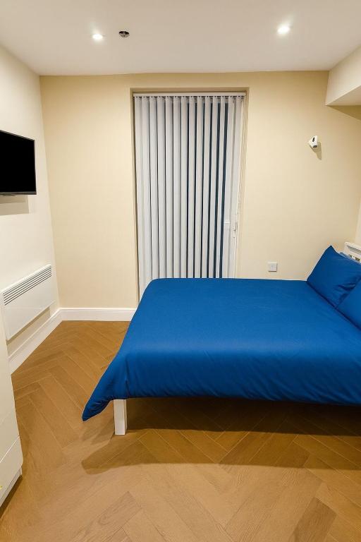 The Luxury Studios near Arsenal and Central London, Londýn