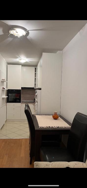 La Casa Stan na dan - 2