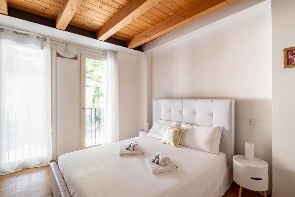 GuestHost - Piazza Mazzini Bright Apartment Padova - 1