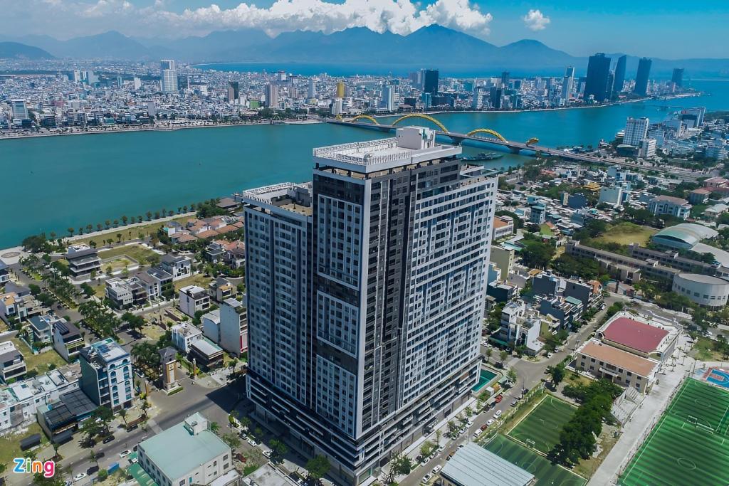 Monarchy Riverside Da Nang - Modern Stay & Pool, Danang